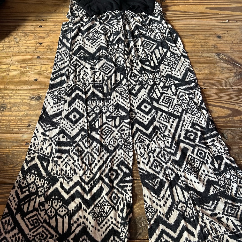 TRULY Black and White Patterned Wide Leg Jumpsuit